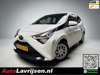 Toyota Aygo 1E EIGENAAR NL AUTO NAP APPLE/CARPLAY CAMERA LED BLUETOOTH AIRCO X-PLAY AUTOMAAT!!