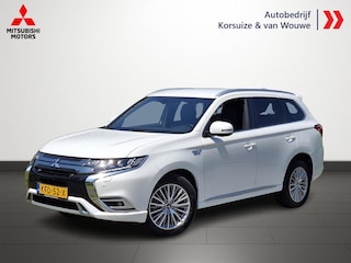 Mitsubishi Outlander 2.4 PHEV Instyle Apple Carplay & Android auto | Stuur- en Stoelverwarming