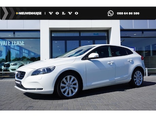 Volvo V40 1.6 T2 Kinetic Xenon | Stoelverwarming | Business Pack Connect | Parkeer camera | DEALER ONDERHOUDEN
