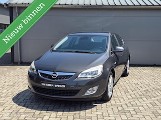 Opel Astra 1.4 Turbo Edition TREKHAAK