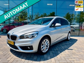 BMW 2-serie Tourer 220i Sport, automaat, NAP, Navi, Trekhaak, Clima, Cruise
