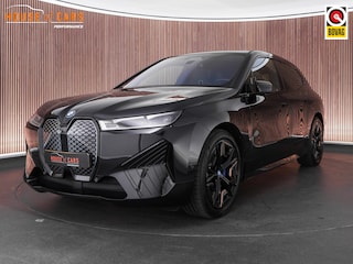 BMW iX xDrive50 Business Edition Plus 112 kWh |BTW-auto|sportpakket|Bowers & Wilkens|pano sky lounge|soft close|Laser LED|massage|memory|Apple Carplay|360 camera|22" LMV|
