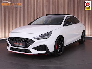 Hyundai i30 Fastback N2 Performance 2.0 280pk T-GDI DCT Fastback |panoramadak|schaal stoelen|memory|launch control|stoelverwarming|Apple Carplay|stuurverwarming|achteruitrijcamera|19" lichtmetalen velgen|