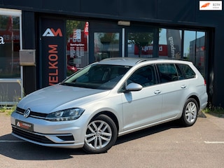 Volkswagen Golf 2.0 TDI Highline | ACC | PDC | Stoelver.