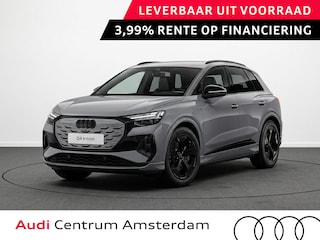 Audi Q4 S edition Quattro 82 KWh 340 pk | Optiekpakket zwart-glanzend | Privacy glas | Trekhaak | Leder/stof interieur |