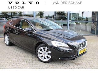 Volvo V40 T3 Nordic+ | Luxury | Trekhaak | Keyless Entry