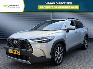 Toyota Corolla Cross 2.0 High Power Hybrid First Edition | Trekhaak | Stoelverwarming | Dodehoekdetectie | Climate Control | Navigatie |