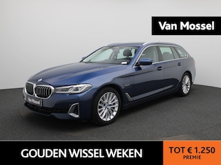 BMW 5-serie Touring 520e 150kW | PANORAMADAK | ACHTERUITRIJCAMERA 360° | LEDER INTERIEUR | GROOT NAVIGATIE | CLIMATE CONTROL | LED VERLICHTING | TREKHAK WEGKLAPBAAR |