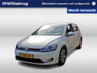 Volkswagen Golf E-DITION / SOH 92%/ AUTOMAAT/ PARKEER SENSOREN V+A/ STOELVERWARMING/ CRUISE/ NAVI/ AIRCO
