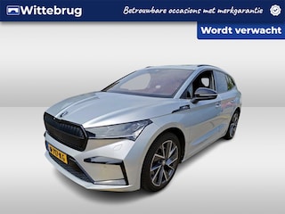 Skoda Enyaq iV 80 Sportline / SOH 92%/ AUTOMAAT/ PANO/ TREKHAAK/ WAMRTEPOMP/ PARK.SENSOR.V+A/ CAMERA/ MEMORY SEAT/ STOELVERWARM./ DIGITAL DASH/ NAVI/ CLIMA