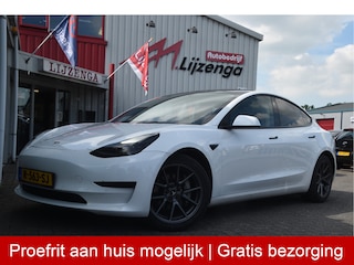 Tesla Model 3 Standard RWD Plus 60 kWh Leer | Autopilot | Camera | Trekhaak | Pano | 18 inch | Keyless