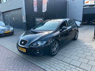 Seat Leon 1.2 TSI Businessline High Trekhaak Airco NAP APK