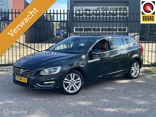 Volvo V60 2.4 D6 AWD Plug-In Hybrid Summum | 1e eig. | Leder