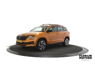 Skoda Karoq 1.5 TSI ACT Sportline Business | Pano | Virtual dash | Trekhaak | Stoel en stuurwielverw. | ACC | Facelift