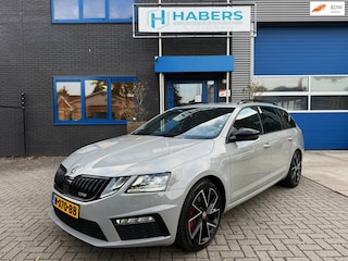 Skoda Octavia Combi 2.0 TSI RS 245PK Business|Virtuel Cockpit|Navi|AUT|Alcantara|Full Led|StoelVW|Carbon|SfeerVL|Camera|CANTON|PDC