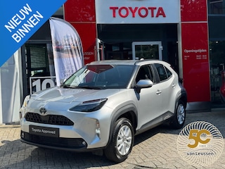 Toyota Yaris Cross 1.5 Hybrid 115 Dynamic STOEL/STUUR VERW. PARKEERSENSOREN V+A BLIND SPOT