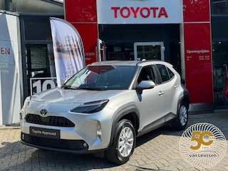 Toyota Yaris Cross 1.5 Hybrid 115 Dynamic STOEL/STUUR VERW. PARKEERSENSOREN V+A BLIND SPOT