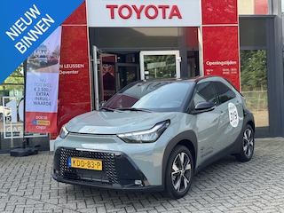 Toyota Aygo Hybrid 115 pulse PARKEERSENS. VOOR+ACHTER APPLE/ANDROID CARPLAY CRUISECONTROL