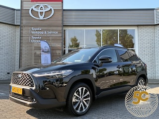 Toyota Corolla Cross Hybrid 140 STYLE 4S-BANDEN NL-AUTO EL-ACHTERKLEP BLIND SPOT PARK-SENSOREN NAVI APPLE/ANDROID 18'' LM-VELGEN