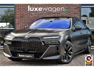 BMW 750e xDrive M-Sport Pro Frozen-Grey Auto-Doors Exe-Drive-Pro Trekhaak
