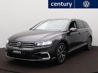 Volkswagen Passat 1.4 TSI PHEV GTE Business Automaat - Navigatie - Trekhaak - ErgoComfort-stoel - Camera - Stoelverwarming