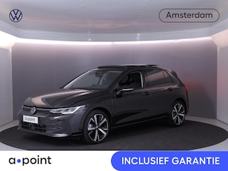 Volkswagen Golf 1.5 eHybrid Life Edition 204 pk Automaat (DSG) | Verlengde garantie | Navigatie via App | Panoramadak | Parkeersensoren (Park assist) | Achteruitrijcamera |