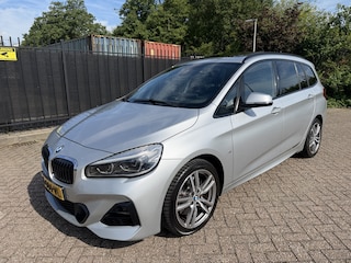BMW 2-serie Tourer 220i 7p. High Executive M Sport Carplay/Panorama/Leer