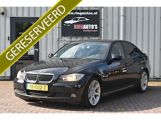 BMW 318i Executive – 2006 MEENEEMPRIJS | Executive uitvoering | Airco | Leuke auto