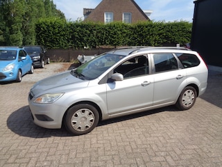 Ford Focus Wagon 1.6 Trend airco, radio cd