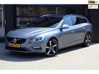Volvo V60 2.0 T4 Business Sport R-Design | NAP | 190 PK | Pano | Camera | Leder | Clima | Stoelverwarming | Trekhaak |