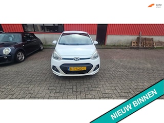 Hyundai i10 1.0i i-Motion Comfort ( Levering met NIEUWE APK )