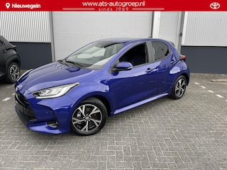Toyota Yaris 1.5 Hybrid 115 Dynamic Plus Comfort | Parkeersensoren voor en achter | Dode Hoek detectie BSM | 7.500 KM