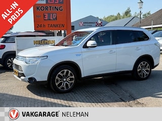 Mitsubishi Outlander 2.0 PHEV 4WD CVT 5P Executive Edition X-Line rijklaarprijs bovag garantie rijklaarprijs
