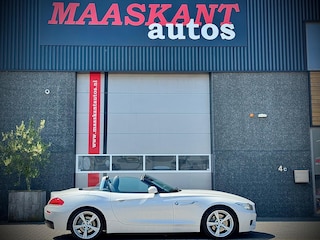 BMW Z4 sDrive 28i / Aut / M-sport / Navi / Sportseats / Carplay / Camera / MINERAL WEIB!