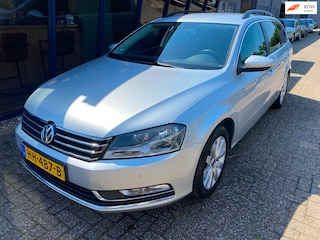 Volkswagen Passat Variant 1.4 TSI Comfortline BlueMotion NAVI / TREKHAAK