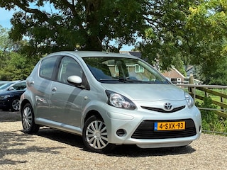 Toyota Aygo 1.0 VVT-i Comfort | Airco + 5 deurs nu €3.975,-!!