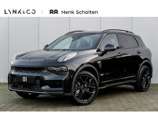 Lynk & Co 01 276PK More | 360 Graden Camera | Harman Kardon | Panoramadak | Elektrisch bedienbare voorstoel met geheugen | Keyless Entry | Getint glas | Adaptieve Cruise Control | Dodehoekassistent | Sfeerverlichting | Stuurwielverwarming | Stoelverwarming