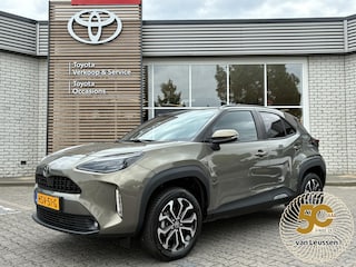 Toyota Yaris Cross 1.5 Hybrid 115 FIRST EDITION NL-AUTO STOEL/STUURVERW KEYLESS 17'' LM-VELGEN PARK-SENSOREN BLIND SPOT CAMERA