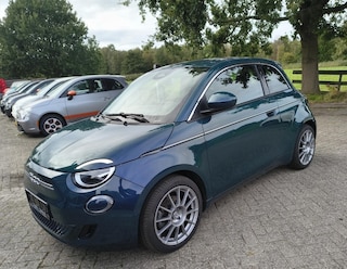 Fiat 500 E- 42KW-2023- Snelladen-Camera- Carplay-meer... - Verwacht