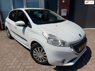 Peugeot 208 1.2 VTi Blue Lease / Airco / Riem v.v / PDC / Navi / NAP