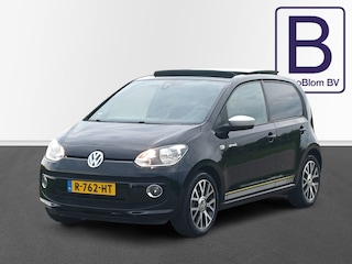 Volkswagen Up 1.0 high up! Street Edition /Pano/Navi/Stoelverw./Leder/Cruise/Parkh. achter/
