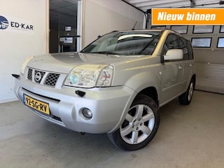 Nissan X-Trail 2.5 Elegance 4wd PANO LEER CLIMA NAVI PDC TREKHAAK NETTE SUV NAP APK
