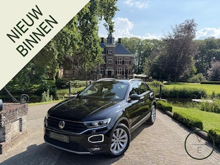 Volkswagen T-Roc 1.5 TSI Sport | Camera | Keyless | DigiDash | DSG |