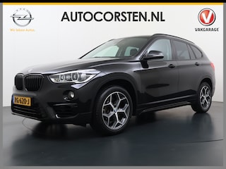BMW X1 sDrive18i 141PK Automaat Sportstoelen Trekhaak Navi Ecc Sport Line Executive Lmv Pdc Privacy Glas Led Bluetooth Regen-Lichtsensor 1.700KG Trekgewicht Origineel Nederlandse Auto