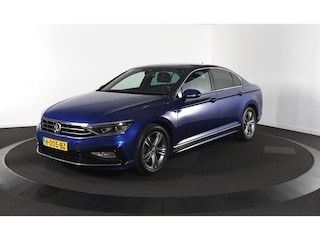 Volkswagen Passat 1.5 TSI Elegance Business R