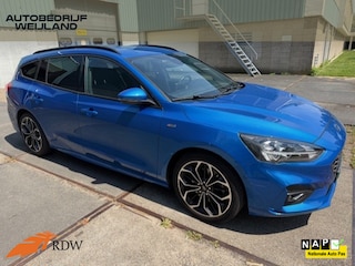 Ford Focus Wagon 1.0 EcoBoost ST Line Business NIEUWSTAAT 1ste eig. NL-auto I ST-line I Keyless I NAP I Carplay I 18" I Winterpakket I Dealer onderhouden I
