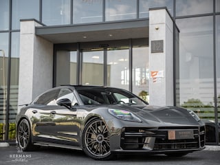 Porsche Panamera 4.0 Turbo E-Hybrid / 1st owner / Active Ride / Pano / Bose / Sport-design
