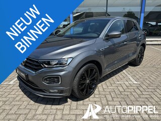 Volkswagen T-Roc 1.5 TSI Sport R-line | ACC | LED | Trekhaak | Camera | App-connect | 1e eig.