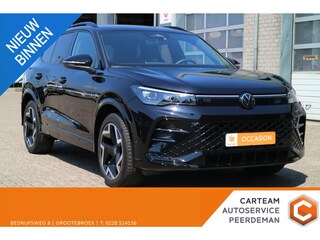 Volkswagen Tiguan 1.5 eTSI R-Line Edition | Automaat! | Camera | Trekhaak! | Blind Spot |