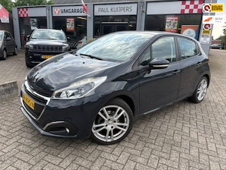 Peugeot 208 1.2 PureTech Blue Lion *LM-velgen 17" + navi + airco + pdc*